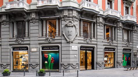 louis vuitton napoli locations.